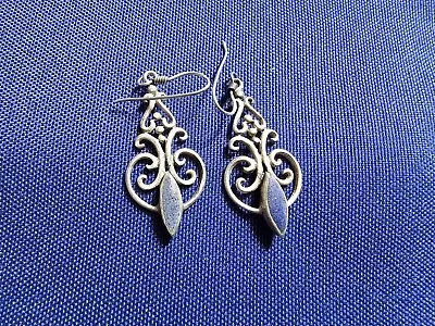 Grandma Grabe's Beautiful Vintage 925 Sterling Silver Lapis Earrings • $9.45