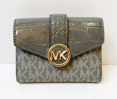 Michael Kors Carmen Medium Flap Bifold Wallet • $89.80