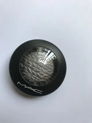 MAC Uninhibited Mineralize Eye Shadow 100% Authentic Brandnew • $13.99