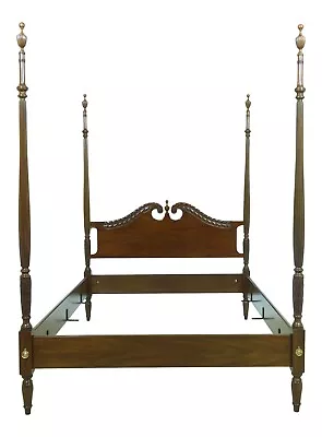 52646EC: KITTINGER Queen Size Carved Mahogany Poster Bed • $2895