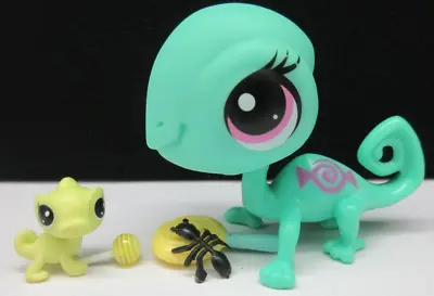 Littlest Pet Shop #3318 Green Blind Bag Chameleon & Teensie Gavin Chamelle Baby • $17.99