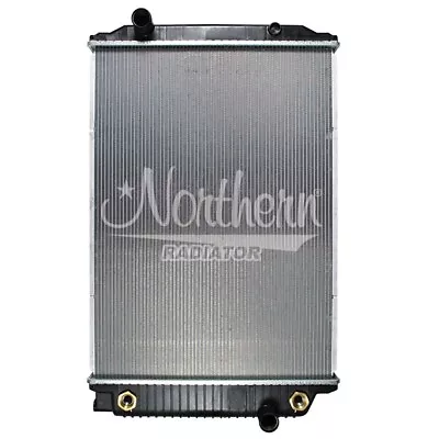 FREIGHTLINER CHASSIS / OSHKOSH MOTORHOME Radiator W/ Oil Cooler W/o Fill Neck • $963.75