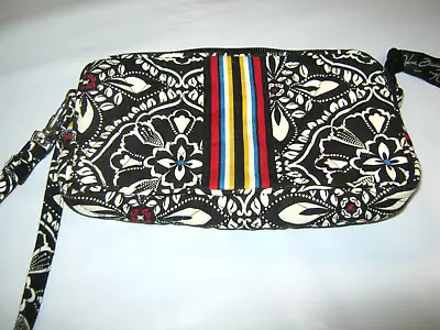 Vera Bradley Small BARCELONA Wristlet Wallet 3.5 X 7 GUC • $8.95