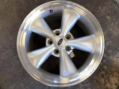 Wheel FORD MUSTANG 2005-09 17 X 8 5 SPOKE SPARKLE SILVER OEM 7R3Z1007E • $119.95