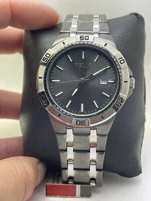 $49.99 • Buy Men's Relic By Fossil Analog Quartz Watch Gunmetal/silver Tone Band Zr11995-h22