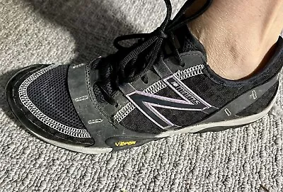 New Balance Minimus Barefoot Women's Size 11 US Black Purple Vibram Trail Shoes • $9.99