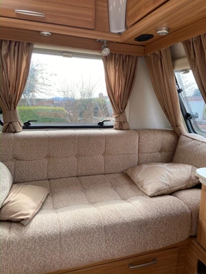 £6200 • Buy Lunar Lexon Caravan