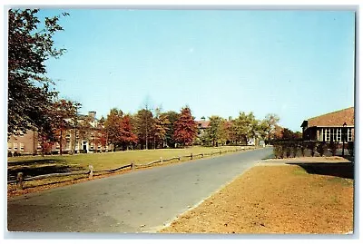 C1960 Campus Scene Fairleigh Dickinson College Rutherford New Jersey NJ Postcard • $14.98