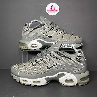 Mens NIKE AIR MAX PLUS Dark Stucco Running Trainers 852630-013 - Sz 9 • $40