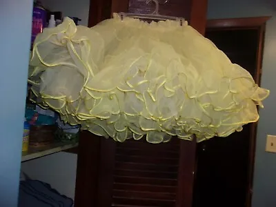 Pretty Yellow  Crinoline Petticoat Square Dance Skirt S • $40