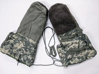 US Military Extreme Cold Weather Mittens Set With Nylon Liners  Size: M • $29.99
