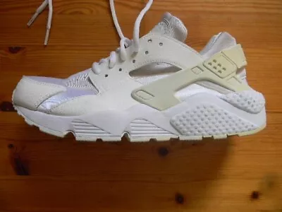 Nike Air Huarache Running Shoes Ladies Size Us 9.5 Excellent Condition • $30