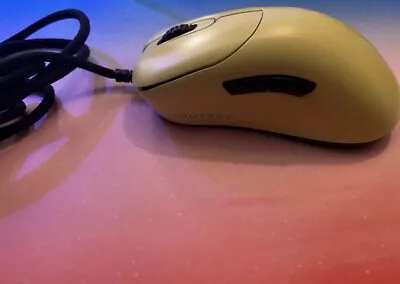 Vaxee OUTSET AX Yellow (Full Matte) Wired & PA M (Summer22) Gaming Mouse & Pad • £45