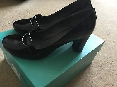 M&S Footglove Patent Leather Shoes Size UK 3.5 • £4.99