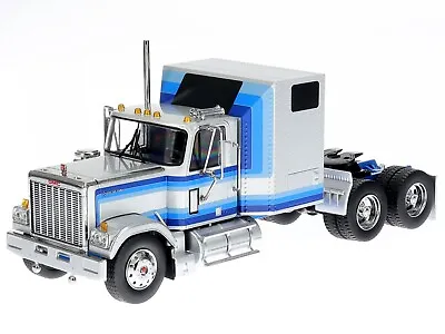 GMC General 1980 Silver LKW Truck Diecast Modelcar IXOTR079 IXO 1:43 • $69.90