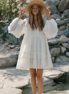 $100 • Buy Spell & The Gypsy Magnolia Mini Dress Antique White Size XXS BNWT