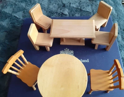 £6.70 • Buy Bundle Joblot 1:12 Scale Dolls House Miniature 2 X Dining Table Chairs 