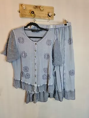 Saloos Top & Skirt Size XXL  40  Chest Fits 14 - 16 Vintage Embroidered Twin... • £15