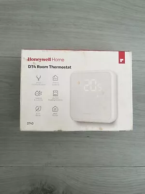 Honeywell DT4 Wired Room Thermostat White • £33.99