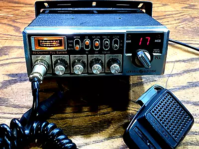 Vintage General Electric CB RADIO - 40 Channel GE Model 3-5819A  / WORKS • $95