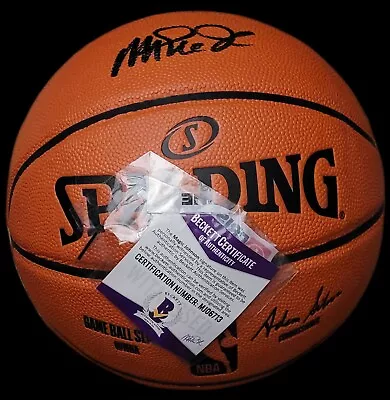 Magic Johnson Autographed Official NBA Spalding BAS.  Game Ball Series  • $150