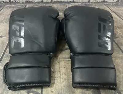 UFC OFFICIAL 14OZ TRAINING FIGHT MMA BOXING GLOVES - Full-size • $22.99