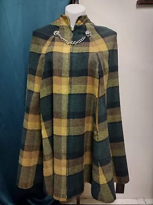 VINTAGE PLAID 1960s COAT CLOAK W SCARF Reversible Green Wool Zip Front Pockets • $30