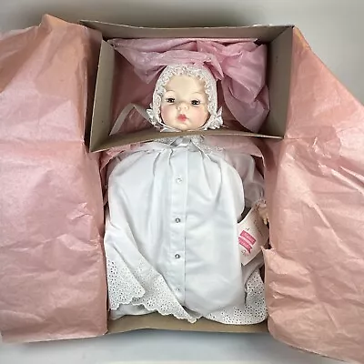 Madame Alexander Victoria 18  Doll Vintage 1966 #5760  With Box And Hand Tag • $45