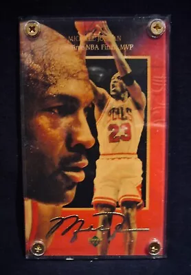 Upper Deck Michael Jordan 24k Gold Facsimile Signature Single Card #1790/1997 • $79.99