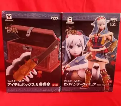 Monster Hunter Figure Lot Of 2 Banpresto Item Box Female Swordsman Prize Item   • $85.50