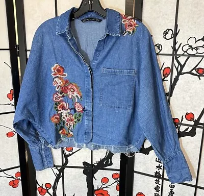 Zara Denim Chambray Shirt Womens Size US XS Cropped Flower Embroidered Blue • $15