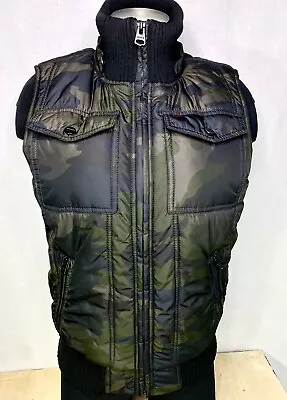 Levis Puffer Vest Green Men Size Small Camouflage Military Winter Gear Rare • $84.88