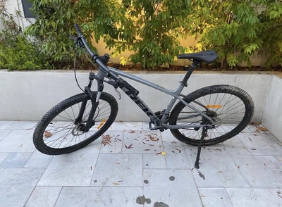 $202.50 • Buy Trek Marlin 7 Frame Size 19.5 With 29 Inch Wheels Cost $849.99