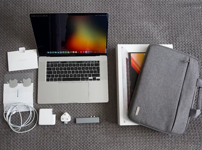 £2090 • Buy Apple Macbook Pro 16’’ I9 (I9-9980HK) 2.4GHZ RAM 64GB SSD 4TB Late 2019 TOP SPEC