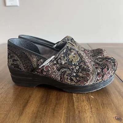 Womens Size 38 Dansko Vegan Clogs  • $16.79