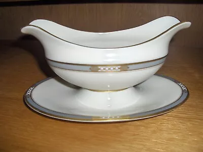 $125 • Buy Lenox Mckinley Gravy Boat W/attached Underplate - Beautiful Condition