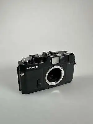 Voigtlander Bessa-R Rangefinder 35mm Film Camera Black • $299