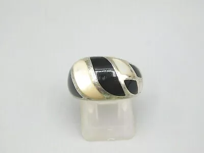 Vintage 925 Sterling Silver Mother Of Pearl & Onyx Inlay Statement Ring • $36