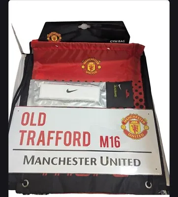 Manchester United Fade Gym Bag Metal Street Sign 40cm X 18cm Nike Headband  • £15.99