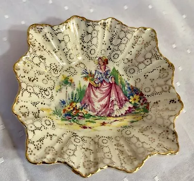 H&K TUNSTALL 8. Flower Maiden Pattern  Small Trinket Dish Made In England. • $10