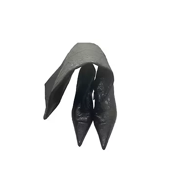 $85 • Buy Step Into Luxury With Vicini By Giuseppe Zanotti Croc Print Leather Boots 10/41