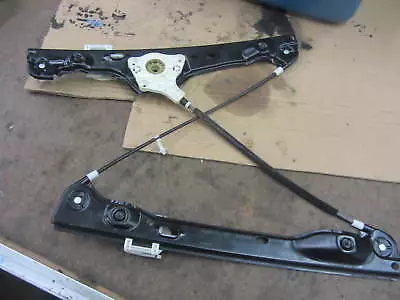 07-08 BMW 328i 325 330 E90 OEM Right Front Window Regulator 7060266 R25 • $24.98