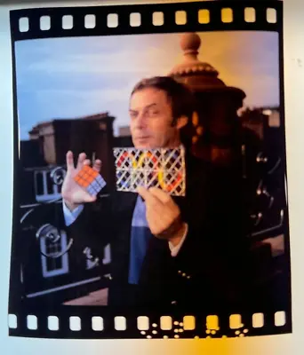 UK1-1555 PROFESSOR ERNO RUBIK Inventor Of Rubik's Cube 35mm Color Transparency • $20.55