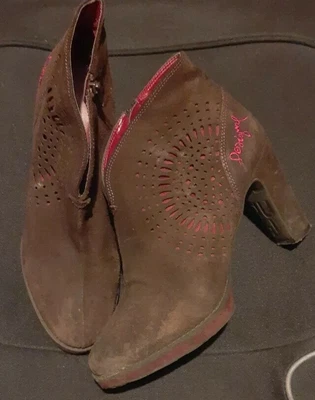 £18.95 • Buy Desigual Brown Suede Leather Ankle Heel Heeled  Boots Size Eu 40 Uk 7 Purple