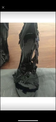 $150 • Buy Alexander McQueen Black Heels 36.5