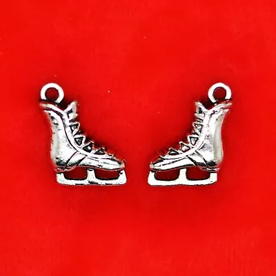 8 X Tibetan Silver Ice Skate Boots Dancing Charm Pendant Finding Beading Making • £2.49
