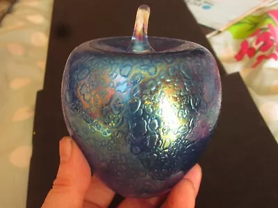 £19.99 • Buy Lovely Vintage Large 5  Heron Blue Iridescent Glass Apple Paperweight