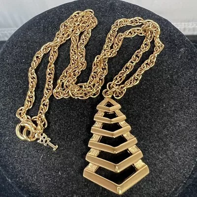 Vintage Signed CROWN TRIFARI Gold Tone Pyramid Pendant Necklace • $18.95