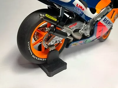 Motorbike Stand For Minichamps 1/12th Bikes WIDE TYRE Ducati Yamaha Rossi MotoGP • £2.49