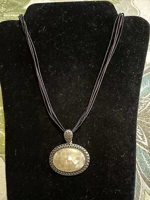 Lia Sophia “Athena” Mother Of Pearl Gold Tone Oval Faceted Pendant Necklace • $8.95